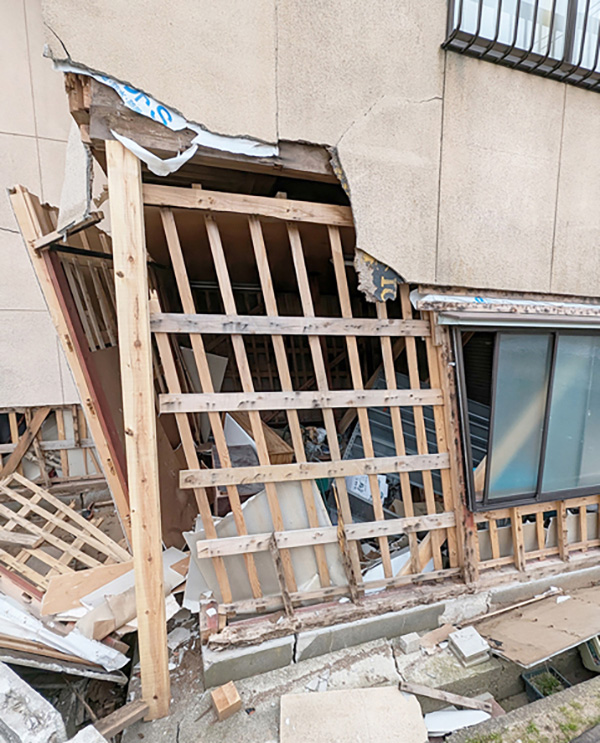 被災した工房の様子